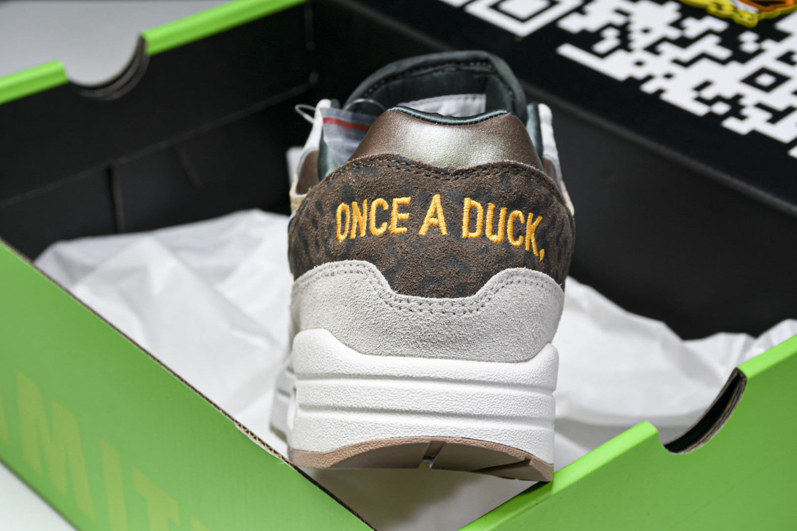MAX1 尺码36-47.5

纯原版出品-Air Max 1 '87 Premium Universi