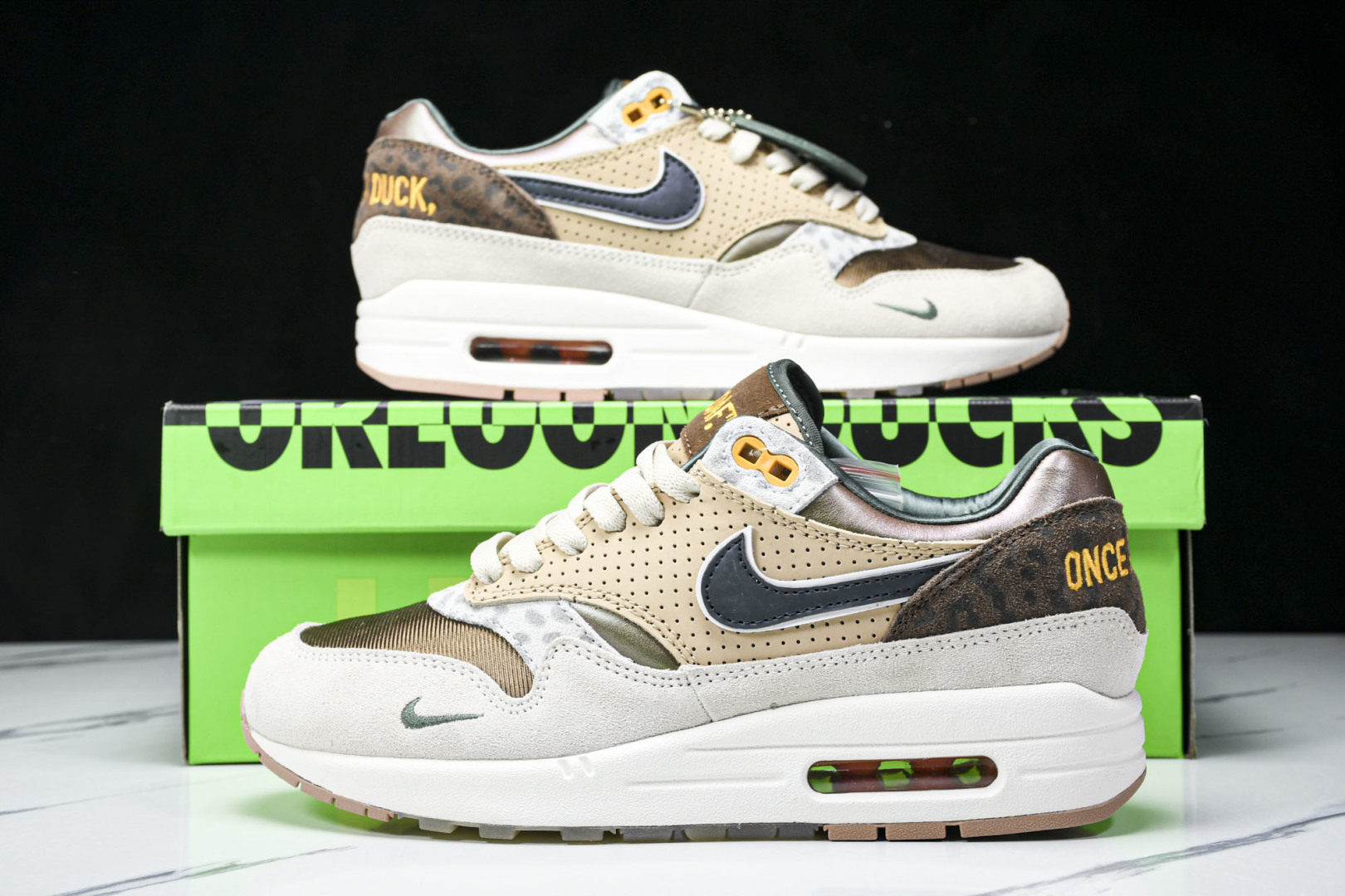 MAX1 尺码36-47.5

纯原版出品-Air Max 1 '87 Premium Universi