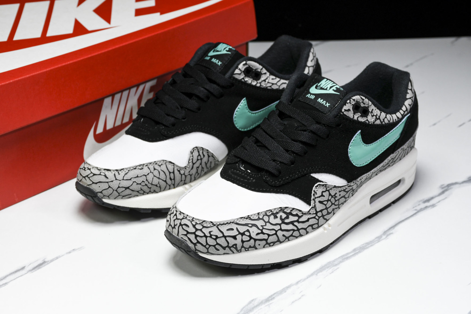 Max1 尺码36-47.5

纯原-Air Max 1 Atmos ElePhant 大象 灰裂纹  