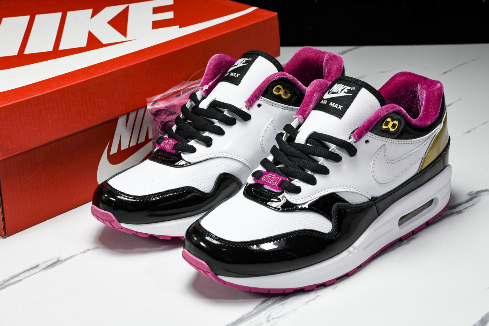MAX黑粉白 尺码36-47.5

纯原版出品-PHANTACI x NK Air Max“Grand 