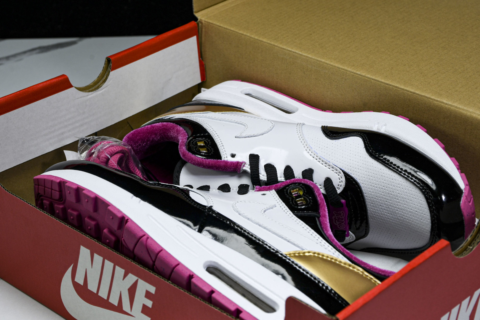 MAX黑粉白 尺码36-47.5

纯原版出品-PHANTACI x NK Air Max“Grand 