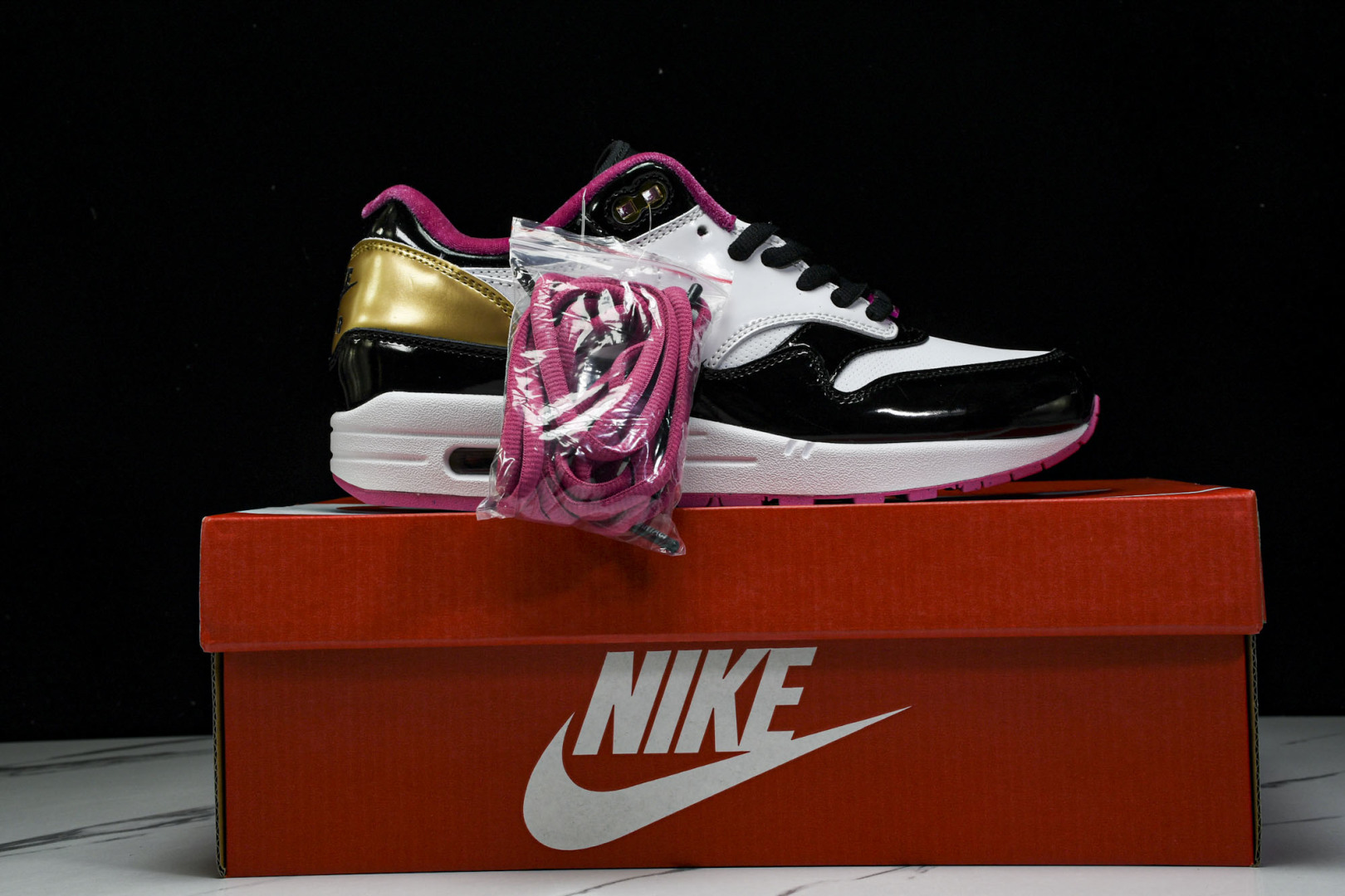 MAX黑粉白 尺码36-47.5

纯原版出品-PHANTACI x NK Air Max“Grand 