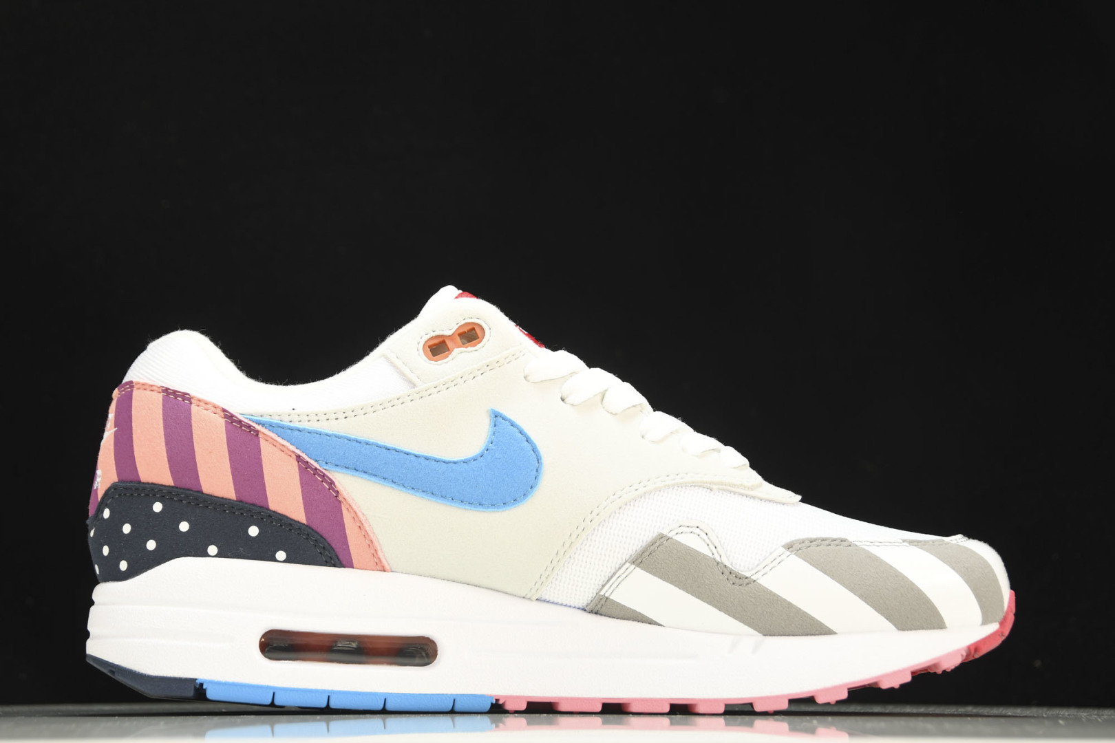 MAX 尺码36-47.5

纯原出品-Parra x NK Air Max 1 白粉拼接 AT3057