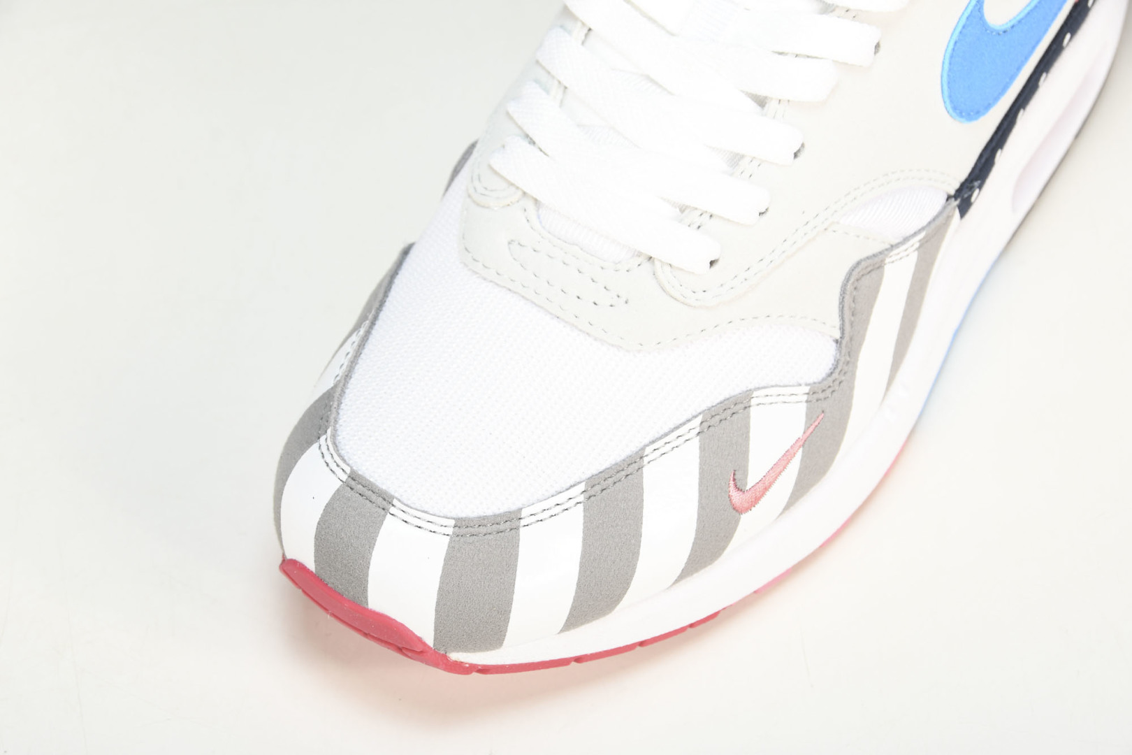 MAX 尺码36-47.5

纯原出品-Parra x NK Air Max 1 白粉拼接 AT3057