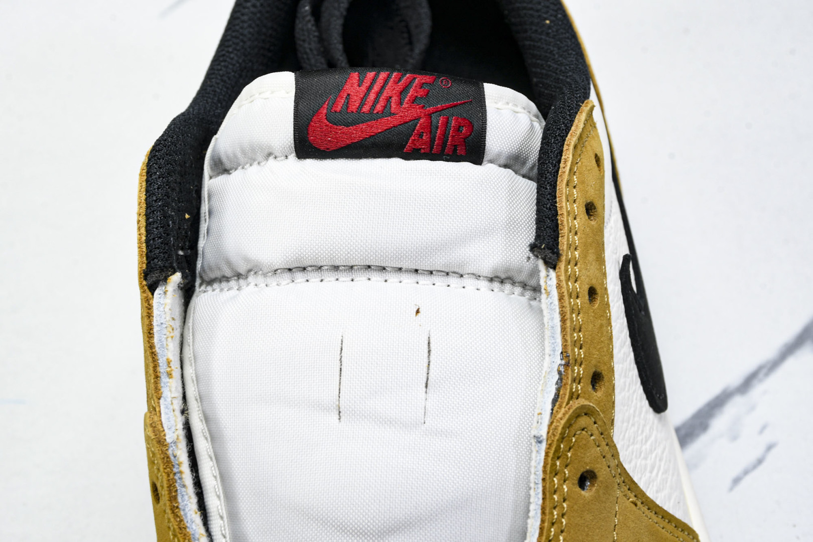 AJ Low 尺码40-48.5

纯原版出品-Air Jordan 1 Low OG Rookie o