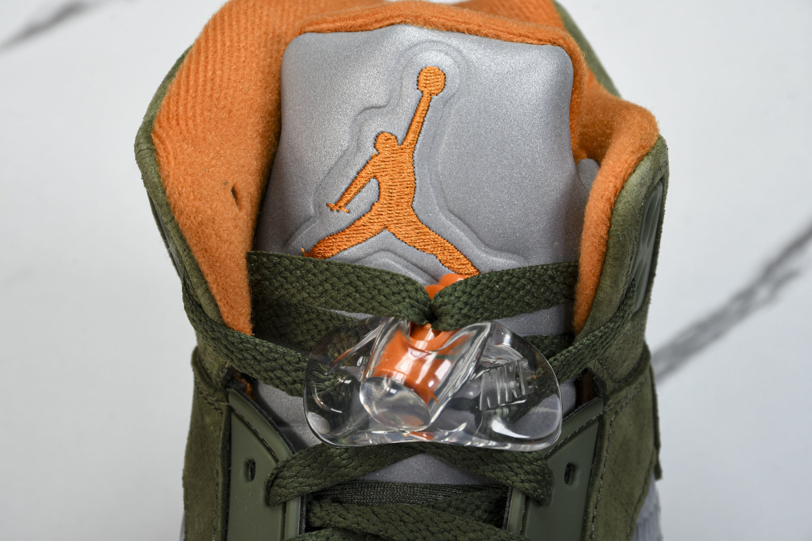 AJ5橄榄绿 尺码40.5-47.5

纯原-Air Jordan 5 Retro“Olive”橄榄绿 