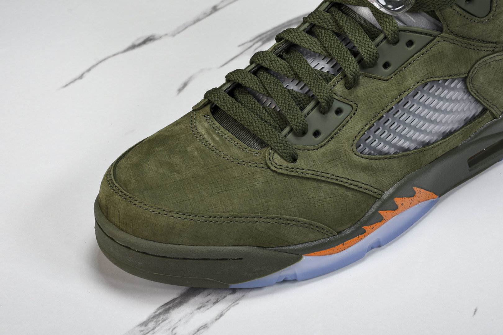 AJ5橄榄绿 尺码40.5-47.5

纯原-Air Jordan 5 Retro“Olive”橄榄绿 