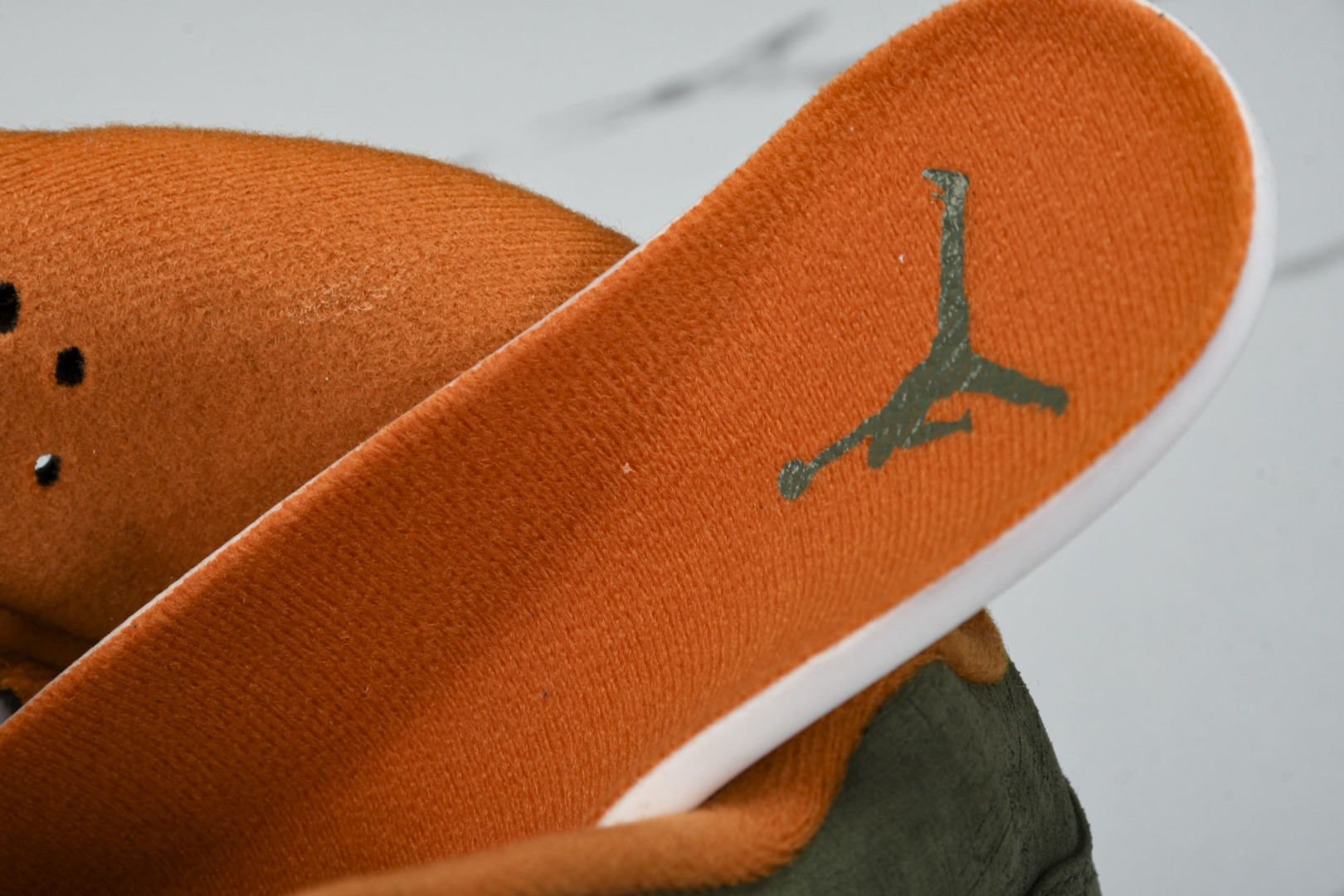 AJ5橄榄绿 尺码40.5-47.5

纯原-Air Jordan 5 Retro“Olive”橄榄绿 