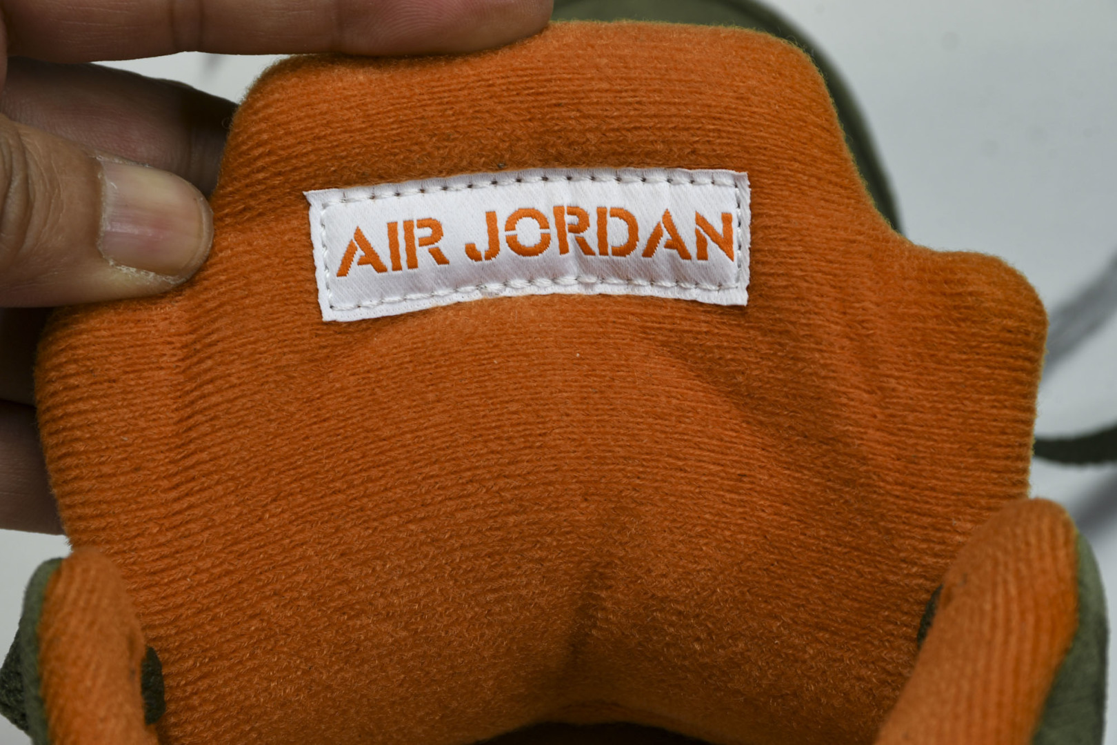 AJ5橄榄绿 尺码40.5-47.5

纯原-Air Jordan 5 Retro“Olive”橄榄绿 