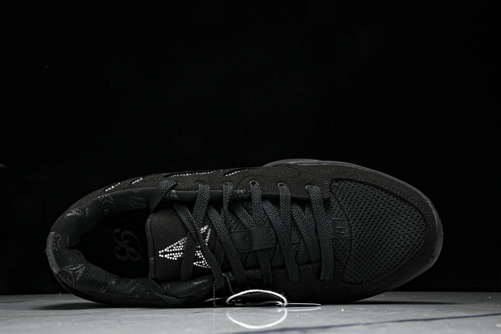 Ja2 尺码39-46

纯原版出品-Ja 2 Stargazer 莫兰特二代 实战篮球鞋 IB3860