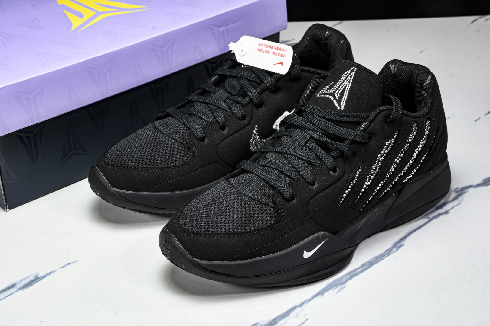 Ja2 尺码39-46

纯原版出品-Ja 2 Stargazer 莫兰特二代 实战篮球鞋 IB3860