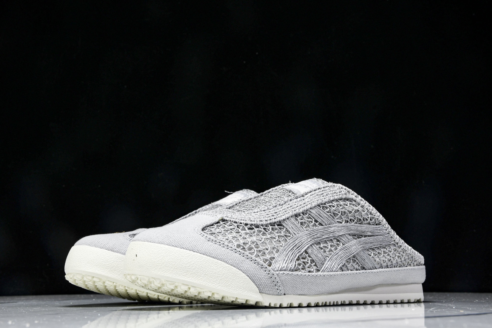 Tiger 尺码35-45

纯原版出品-Onitsuka Tiger鬼塚虎 Mexico 66 Sab