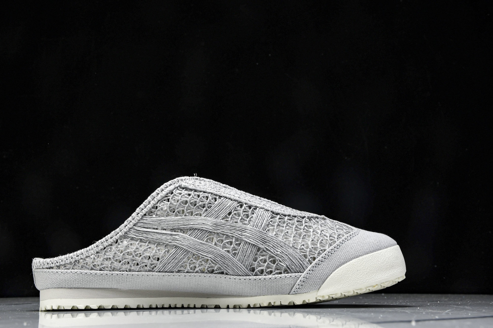 Tiger 尺码35-45

纯原版出品-Onitsuka Tiger鬼塚虎 Mexico 66 Sab