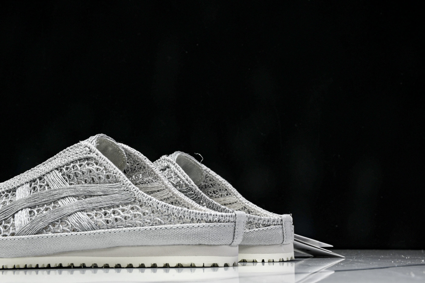 Tiger 尺码35-45

纯原版出品-Onitsuka Tiger鬼塚虎 Mexico 66 Sab