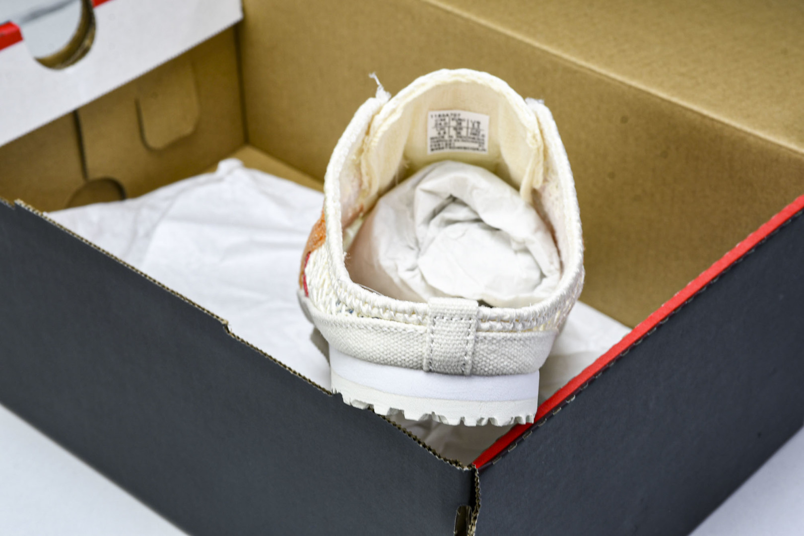 Tiger 尺码35-45

纯原版出品-Onitsuka Tiger鬼塚虎 Mexico 66 Sab
