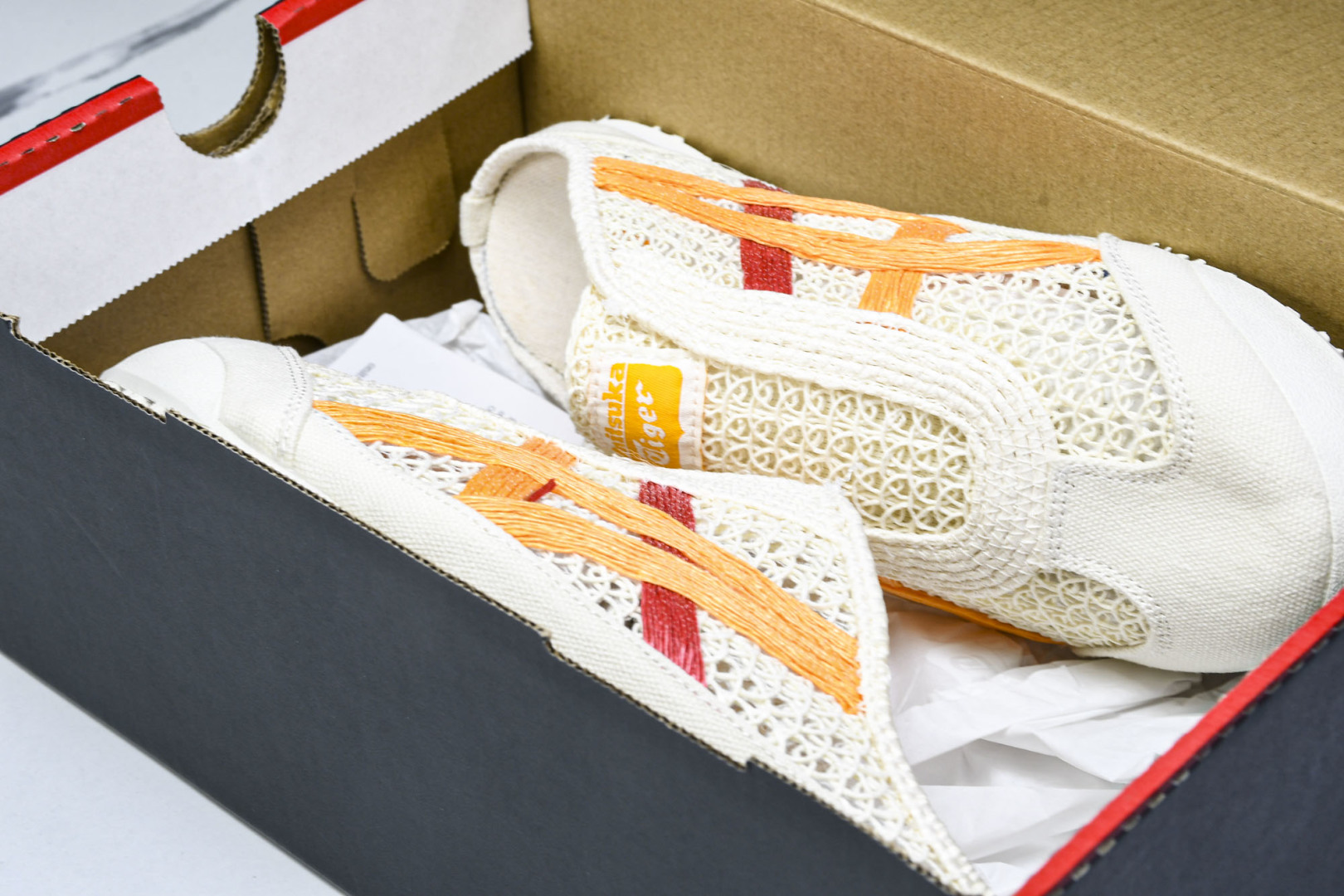 Tiger 尺码35-45

纯原版出品-Onitsuka Tiger鬼塚虎 Mexico 66 Sab