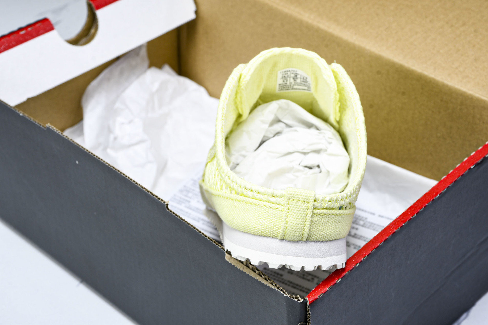 Tiger 尺码35-45

纯原版出品-Onitsuka Tiger鬼塚虎 Mexico 66 Sab