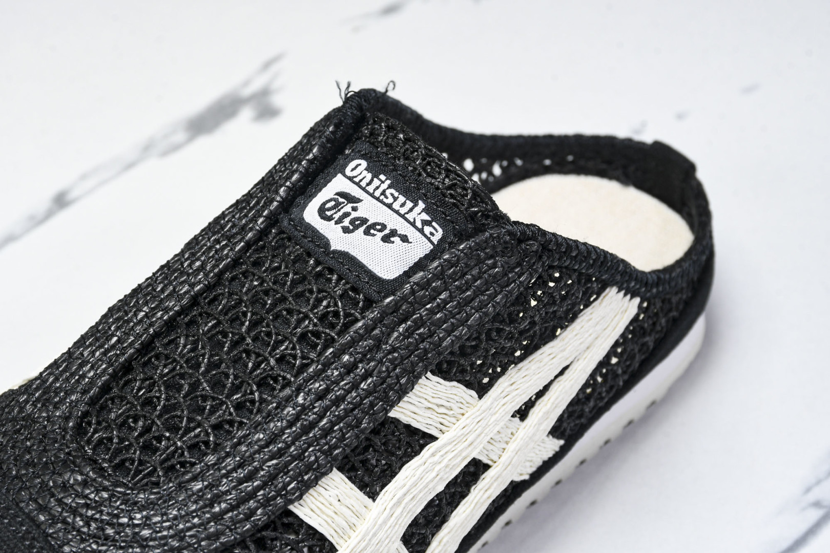 Tiger 尺码35-45

纯原版出品-Onitsuka Tiger鬼塚虎 Mexico 66 Sab