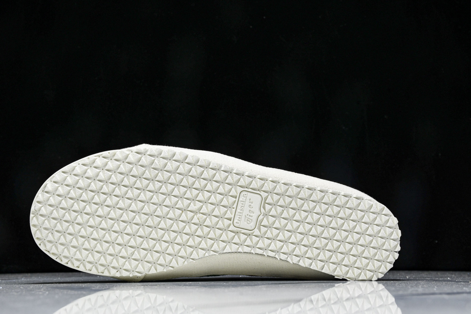 Tiger 尺码35-45

纯原版出品-Onitsuka Tiger鬼塚虎 Mexico 66 Sab