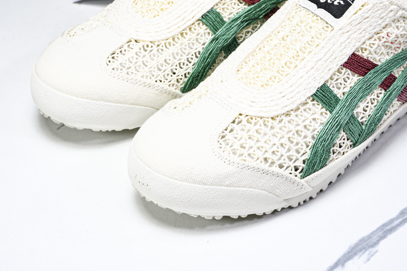 Tiger 尺码35-45

纯原版出品-Onitsuka Tiger鬼塚虎 Mexico 66 Sab