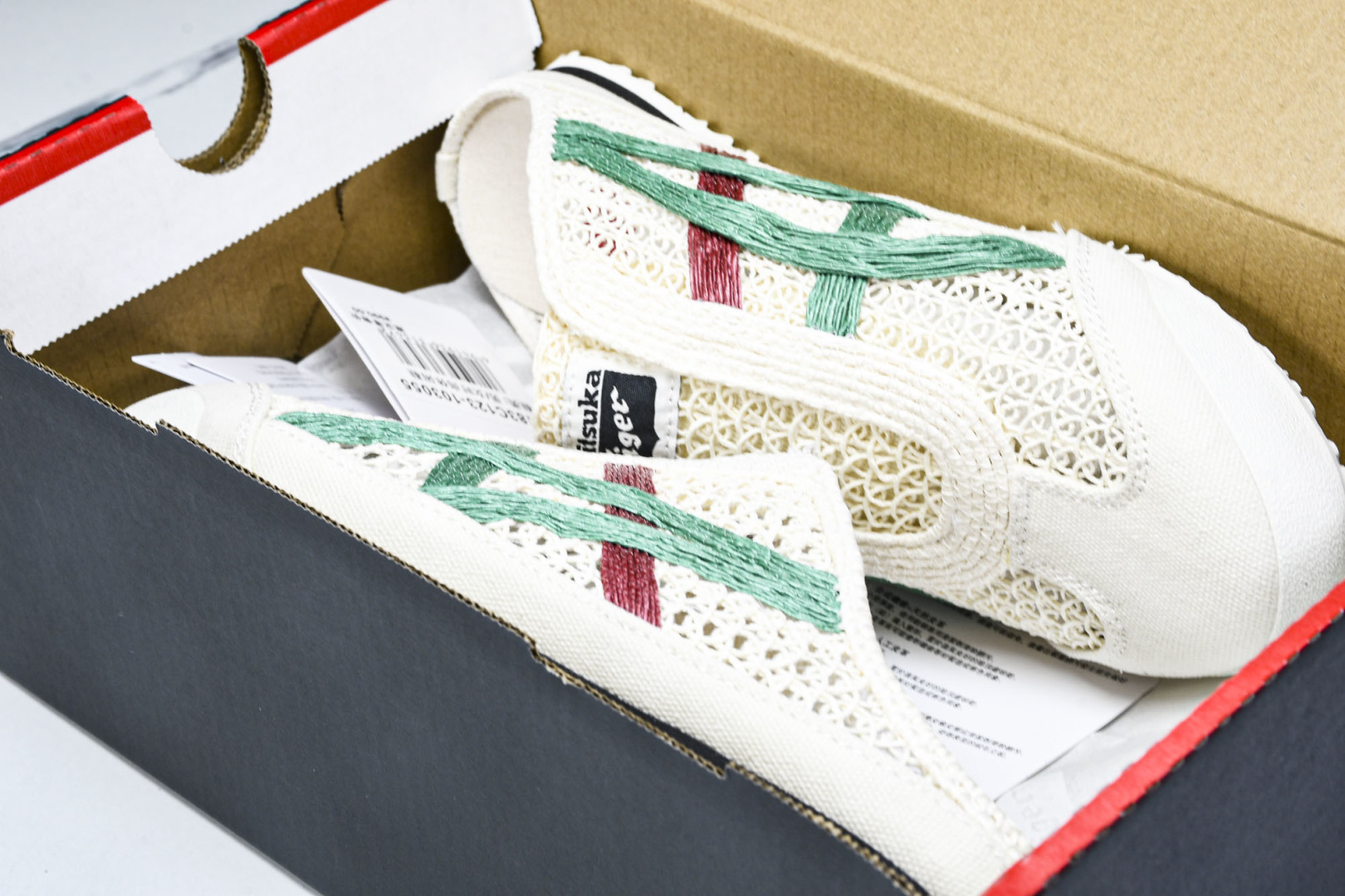 Tiger 尺码35-45

纯原版出品-Onitsuka Tiger鬼塚虎 Mexico 66 Sab