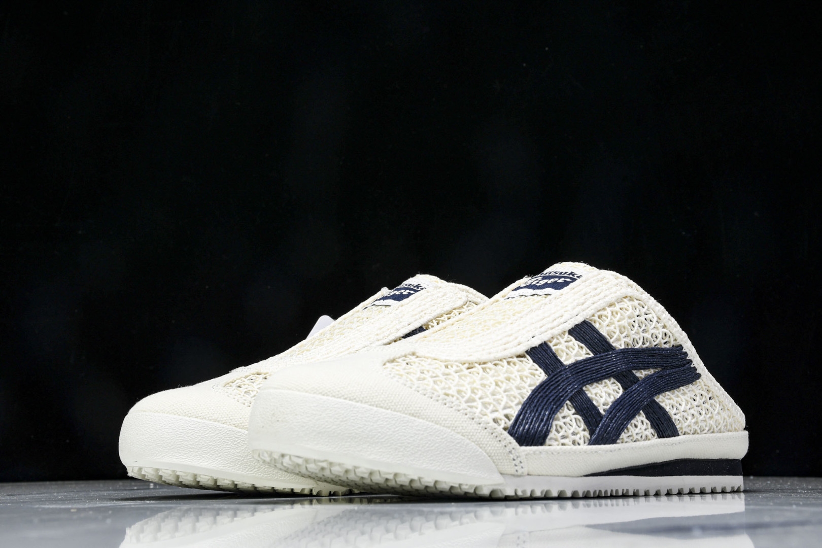 Tiger 尺码35-45

纯原版出品-Onitsuka Tiger鬼塚虎 Mexico 66 Sab