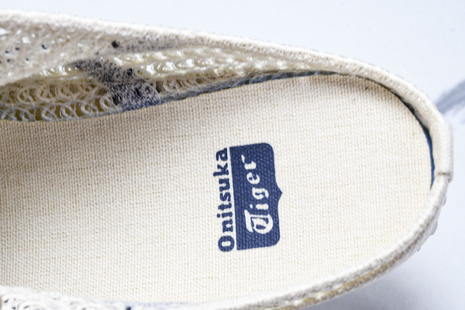 Tiger 尺码35-45

纯原版出品-Onitsuka Tiger鬼塚虎 Mexico 66 Sab