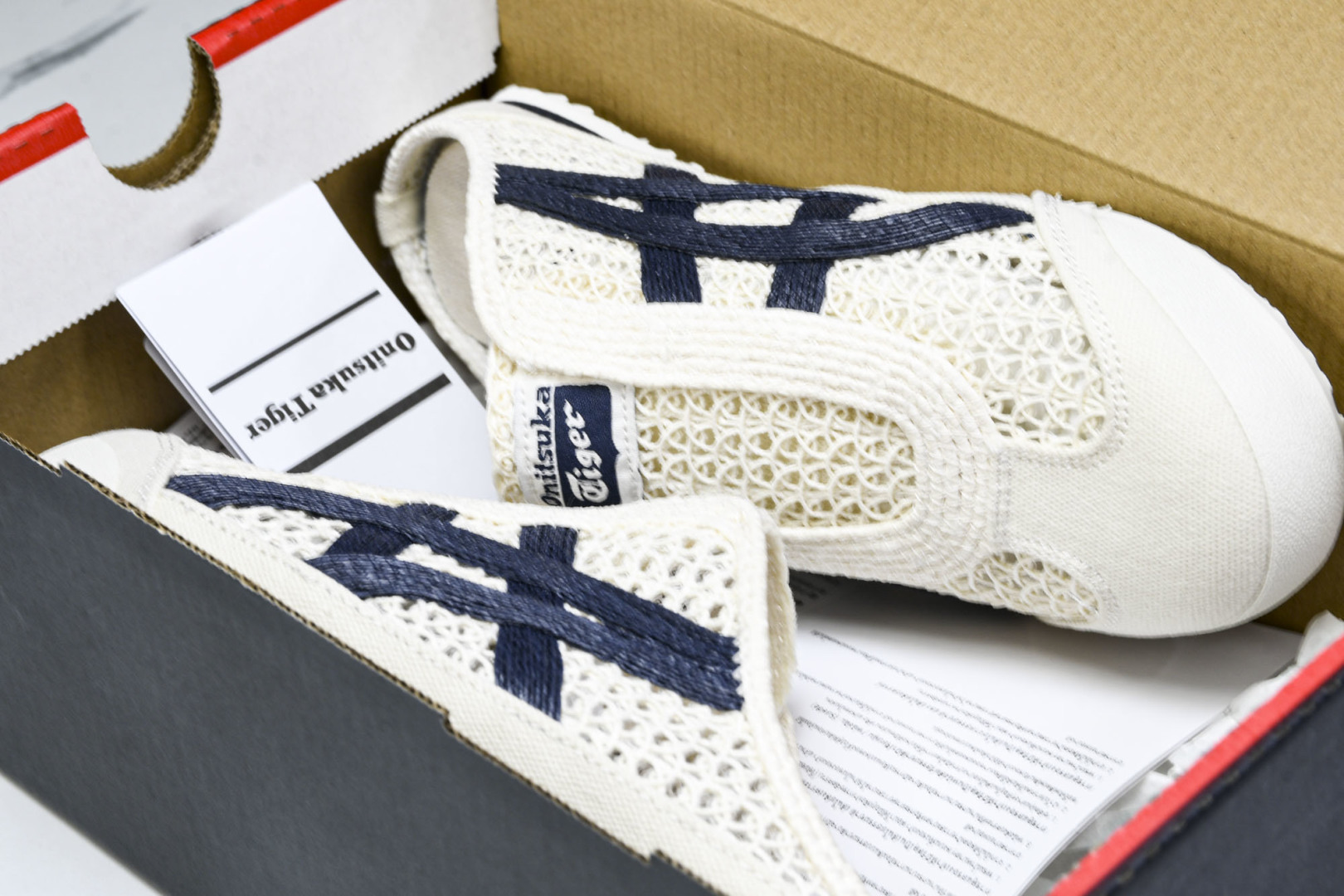Tiger 尺码35-45

纯原版出品-Onitsuka Tiger鬼塚虎 Mexico 66 Sab