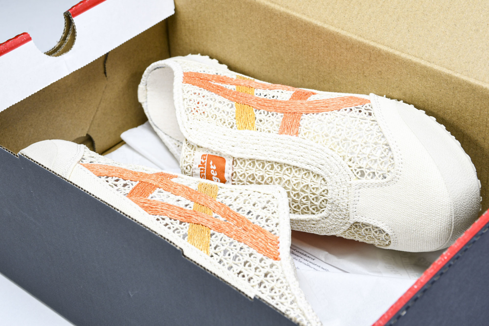 Tiger 尺码35-45

纯原版出品-Onitsuka Tiger鬼塚虎 Mexico 66 Sab