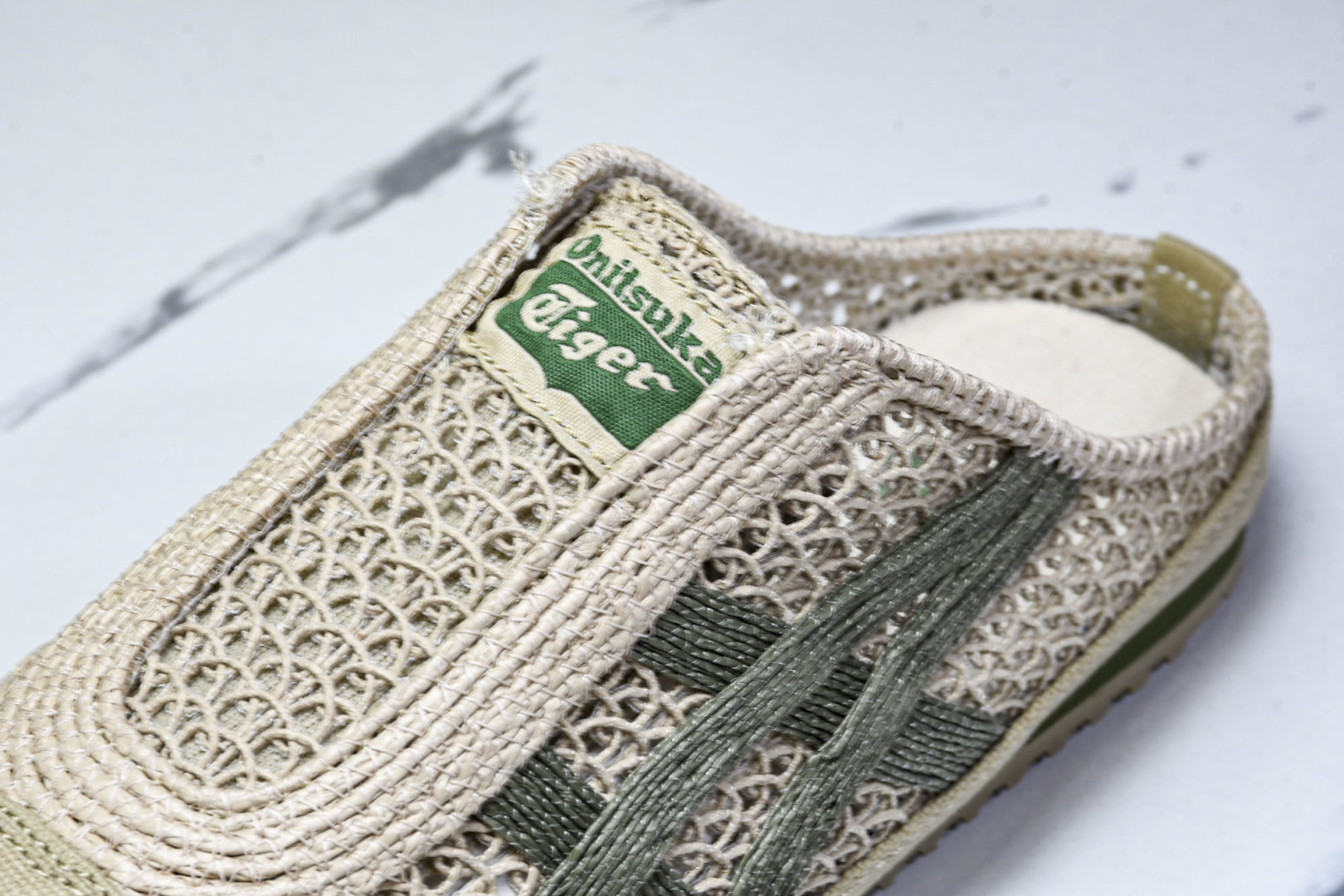 Tiger 尺码35-45

纯原版出品-Onitsuka Tiger鬼塚虎 Mexico 66 Sab