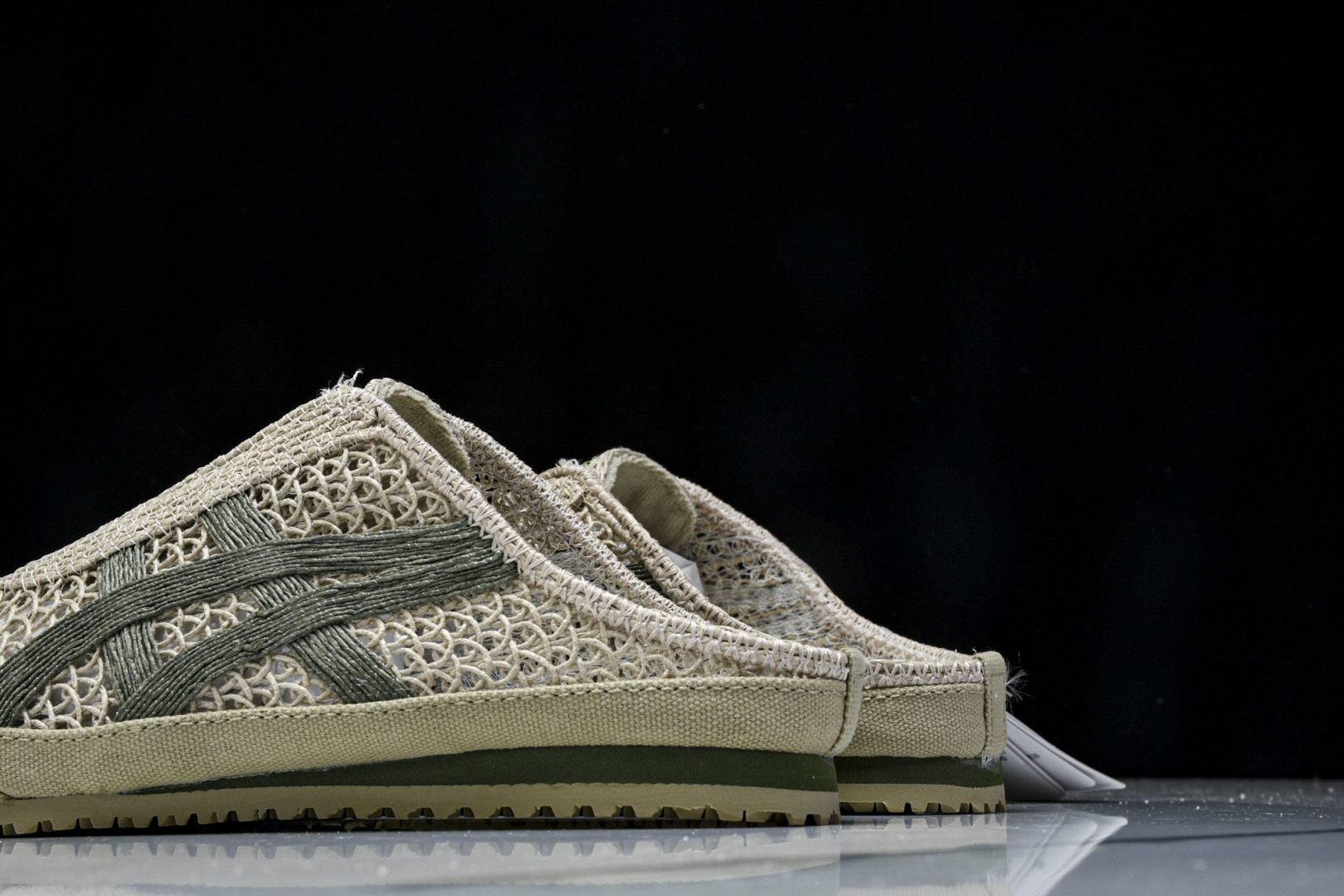 Tiger 尺码35-45

纯原版出品-Onitsuka Tiger鬼塚虎 Mexico 66 Sab