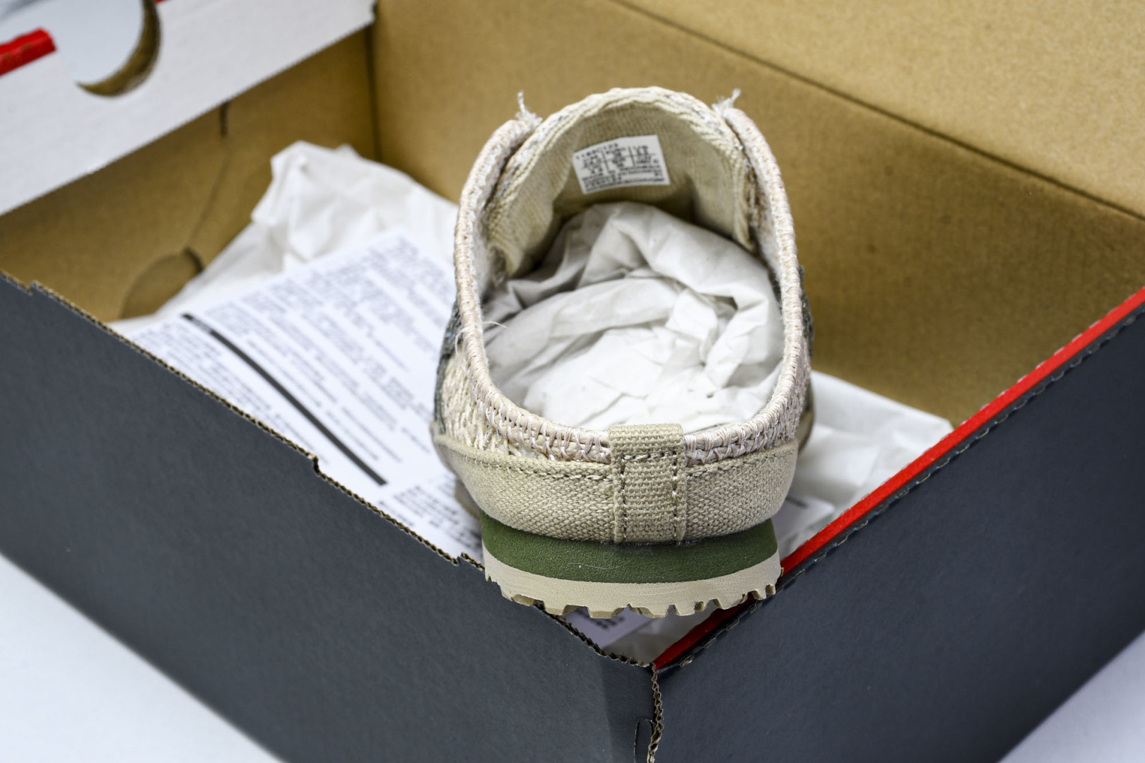 Tiger 尺码35-45

纯原版出品-Onitsuka Tiger鬼塚虎 Mexico 66 Sab