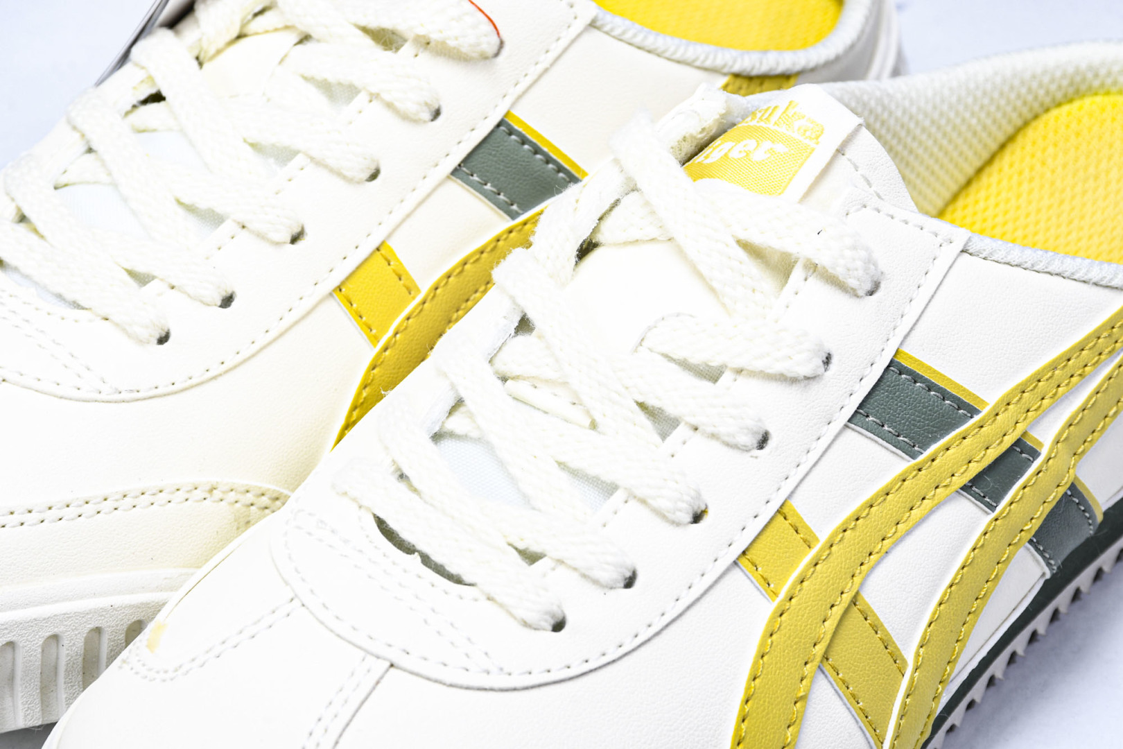 Tiger 尺码35-45

纯原版出品-Onitsuka Tiger鬼塚虎 Mexico 66 Sab
