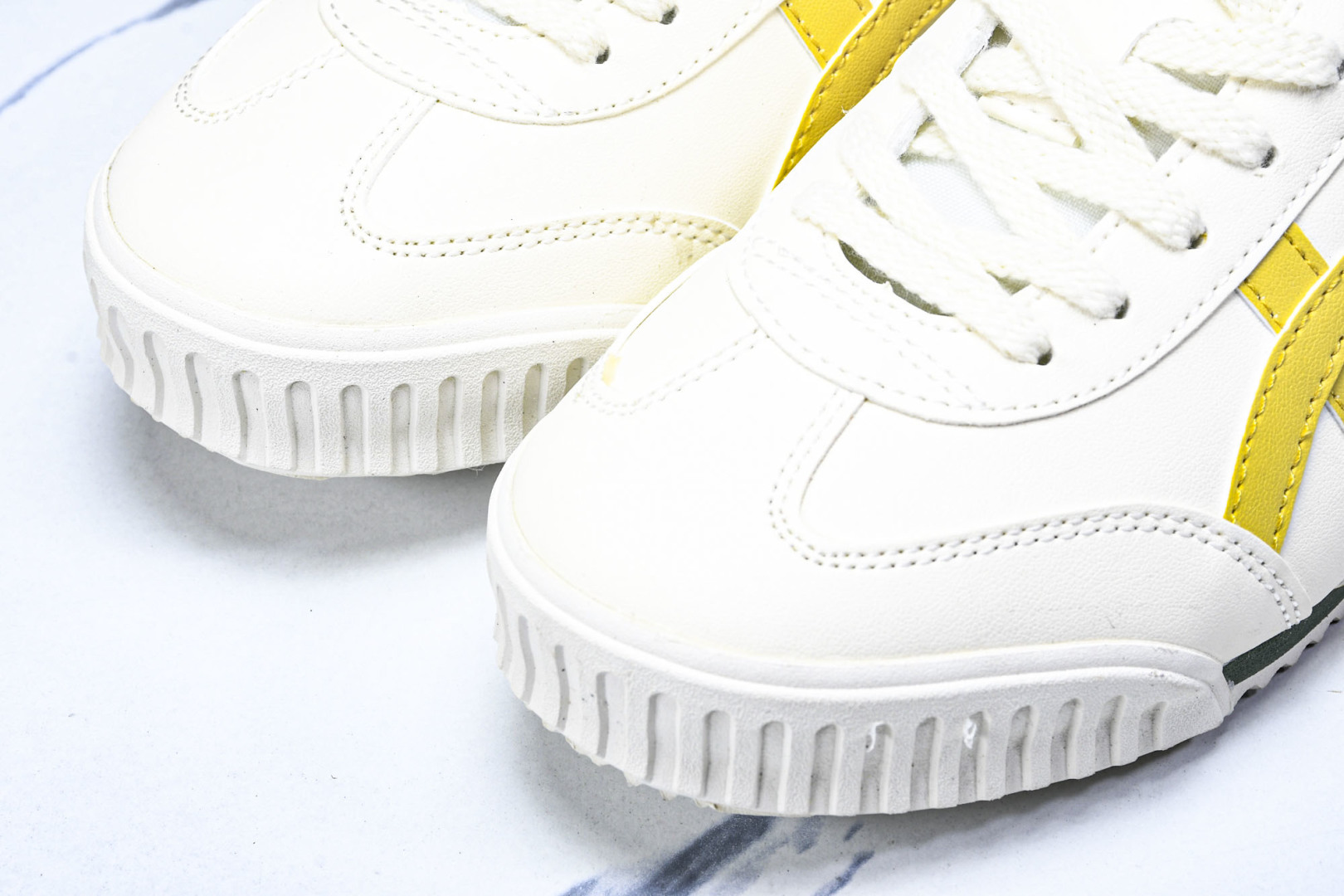 Tiger 尺码35-45

纯原版出品-Onitsuka Tiger鬼塚虎 Mexico 66 Sab