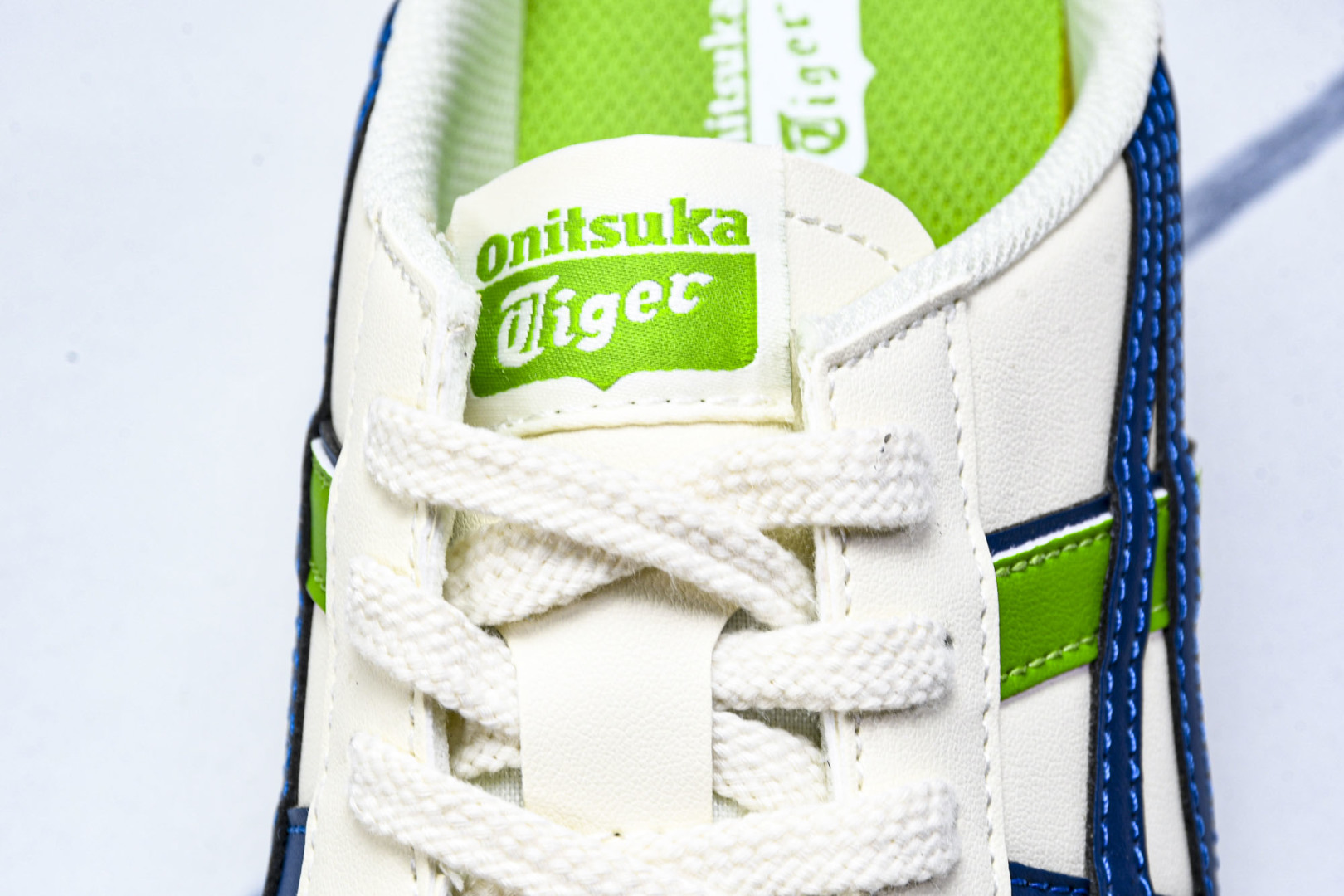Tiger 尺码35-45

纯原版出品-Onitsuka Tiger鬼塚虎 Mexico 66 Sab