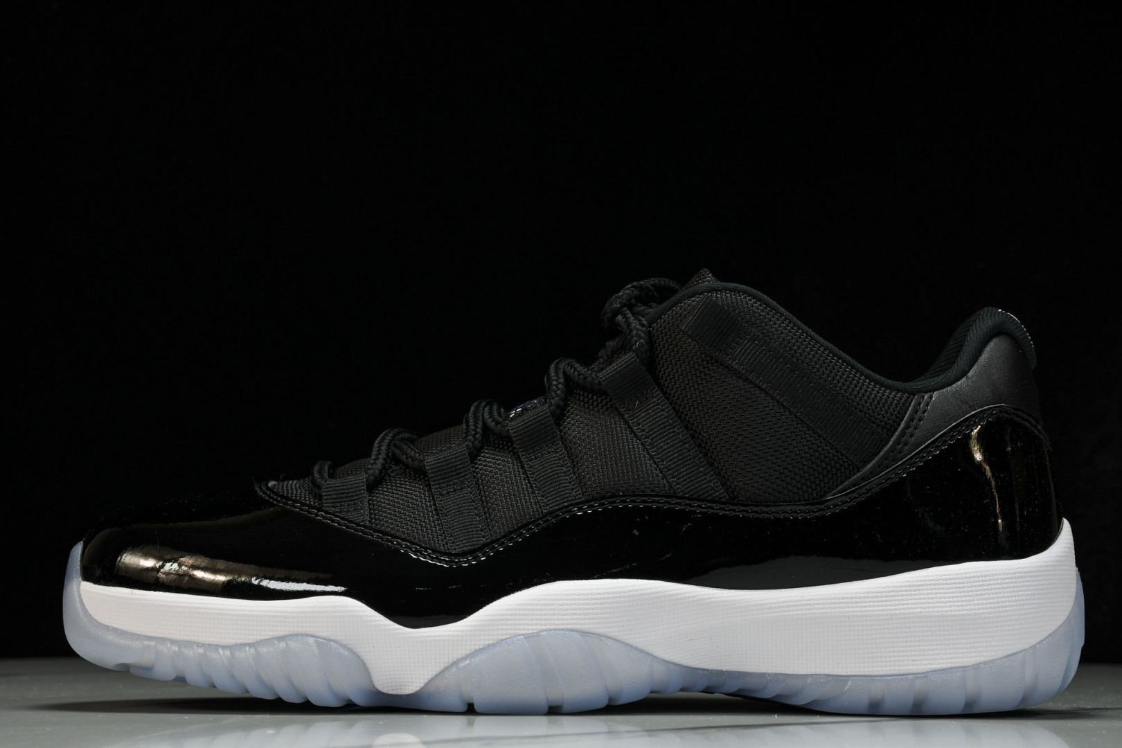 AJ11大灌篮 尺码40.5-47.5

纯原-Air Jordan 11 Low SPace Jam 