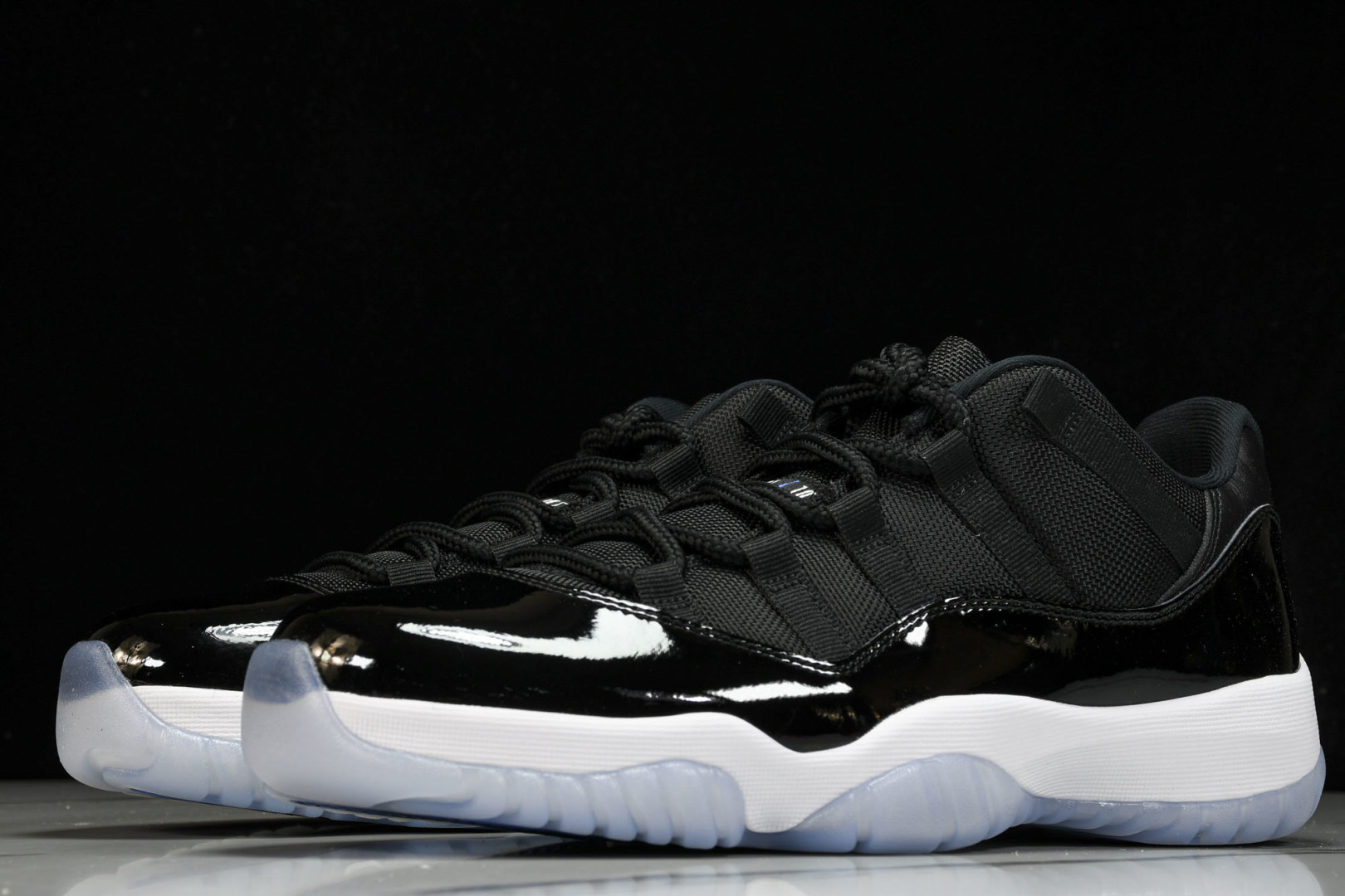 AJ11大灌篮 尺码40.5-47.5

纯原-Air Jordan 11 Low SPace Jam 