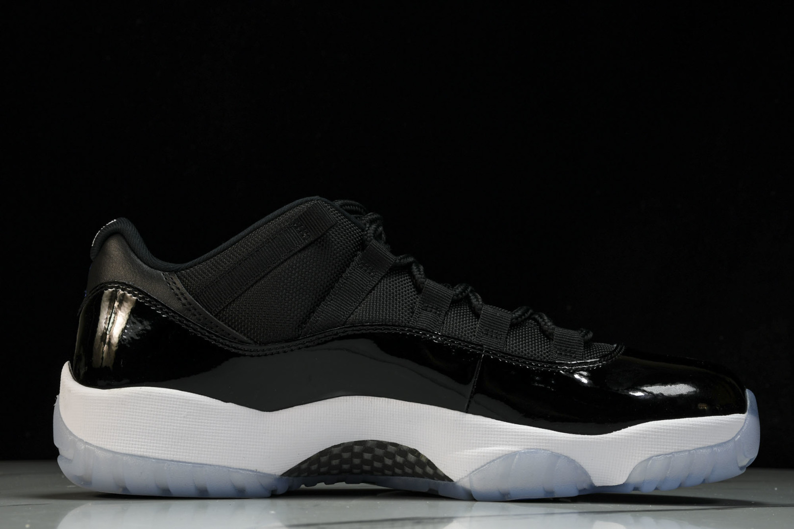 AJ11大灌篮 尺码40.5-47.5

纯原-Air Jordan 11 Low SPace Jam 