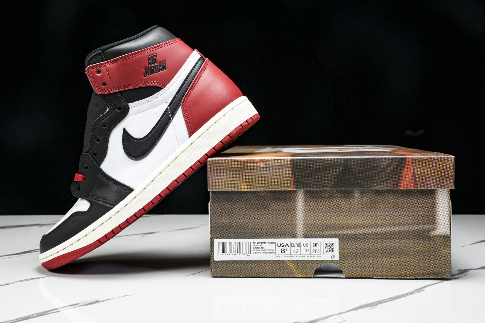 AJ1高帮 尺码40.5-47.5

纯原版出品-Air Jordan 1 Retro High OG 