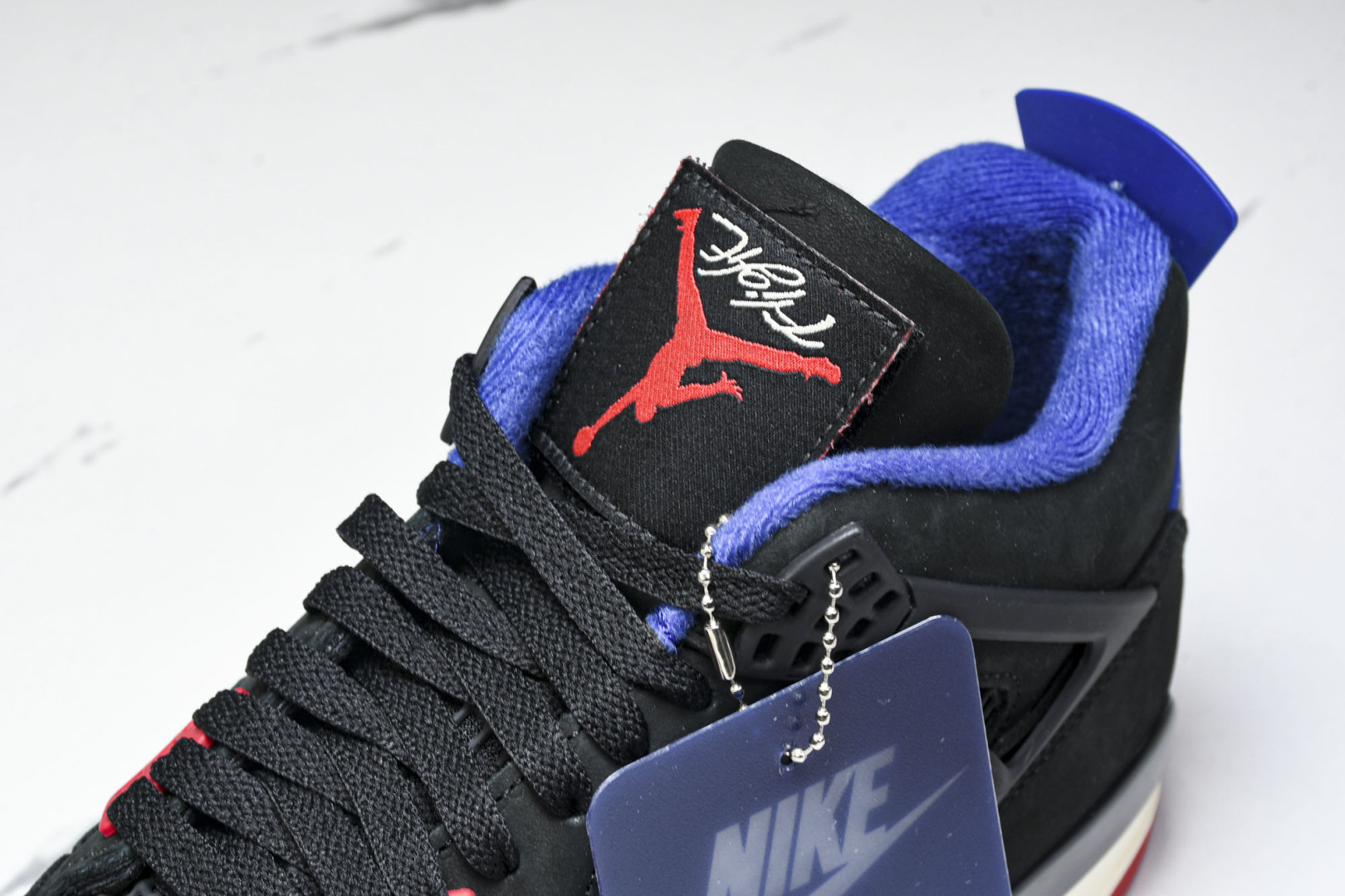 AJ4黑蓝 尺码40-47.5

纯原版出品-Air Jordan 4 Retro Rare Air 稀