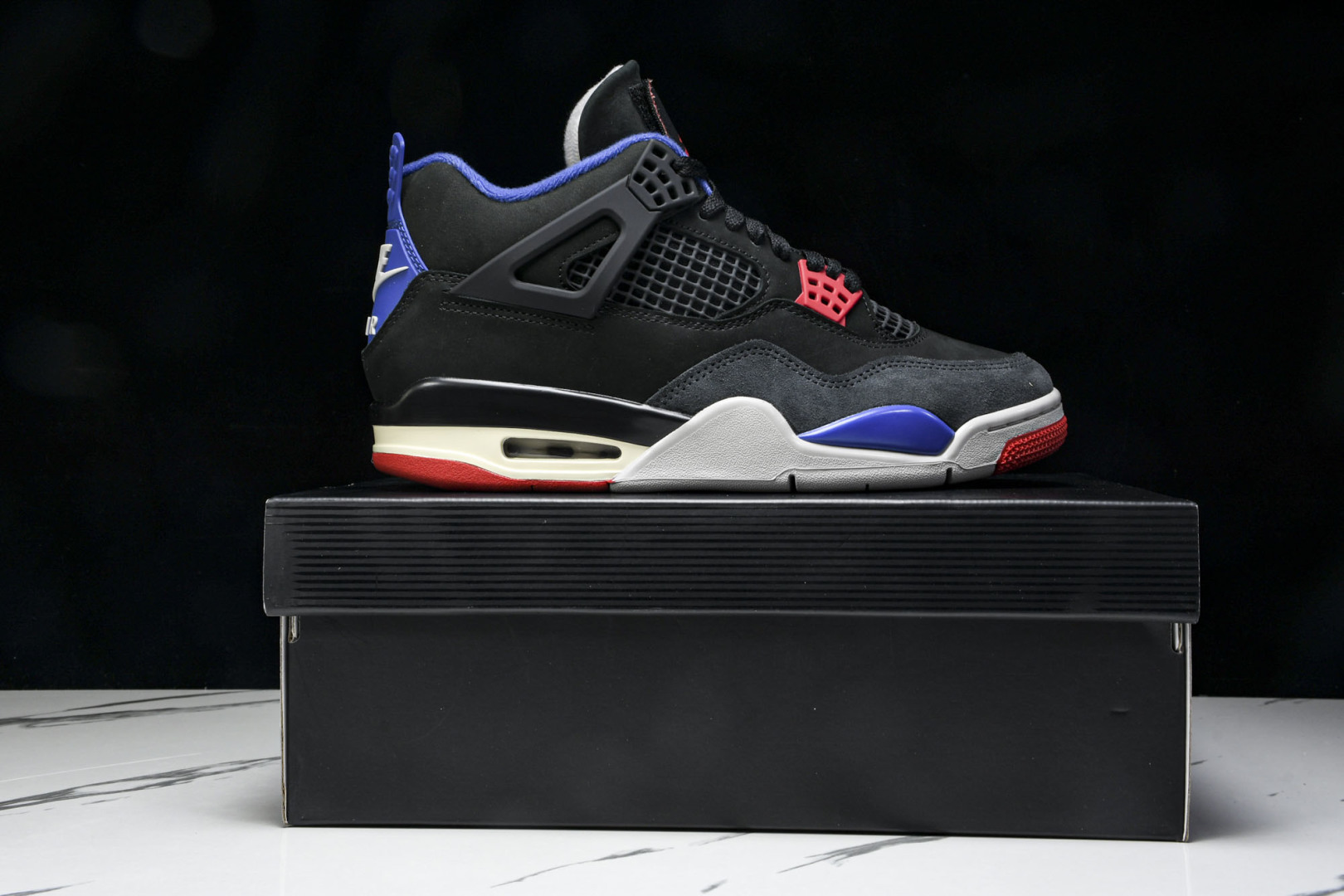 AJ4黑蓝 尺码40-47.5

纯原版出品-Air Jordan 4 Retro Rare Air 稀
