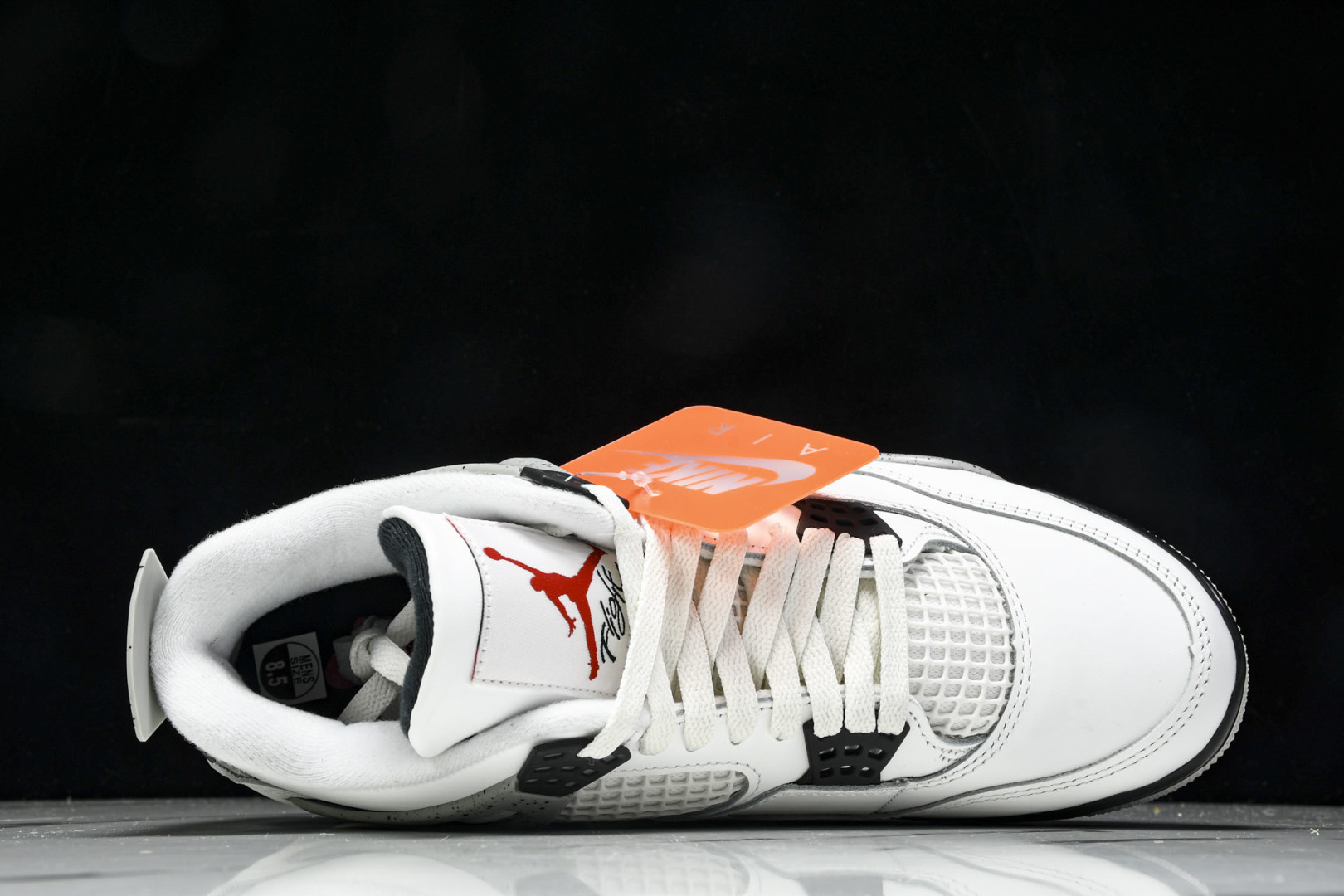 AJ4白水泥 尺码40.5-48.5

纯原出品-Air Jordan 4 Retro White Ce
