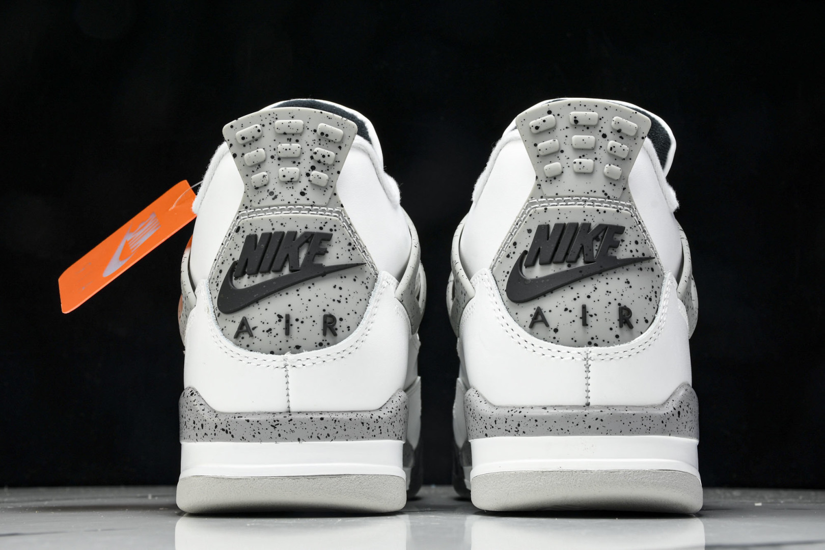 AJ4白水泥 尺码40.5-48.5

纯原出品-Air Jordan 4 Retro White Ce