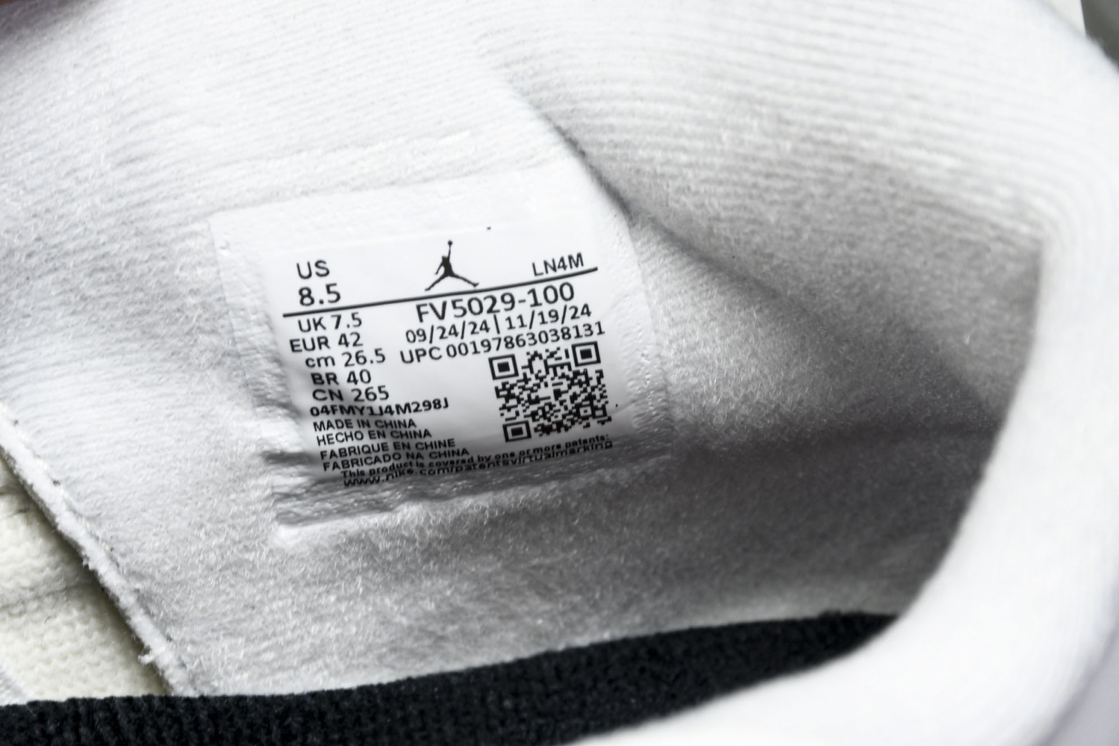 AJ4白水泥 尺码40.5-48.5

纯原出品-Air Jordan 4 Retro White Ce