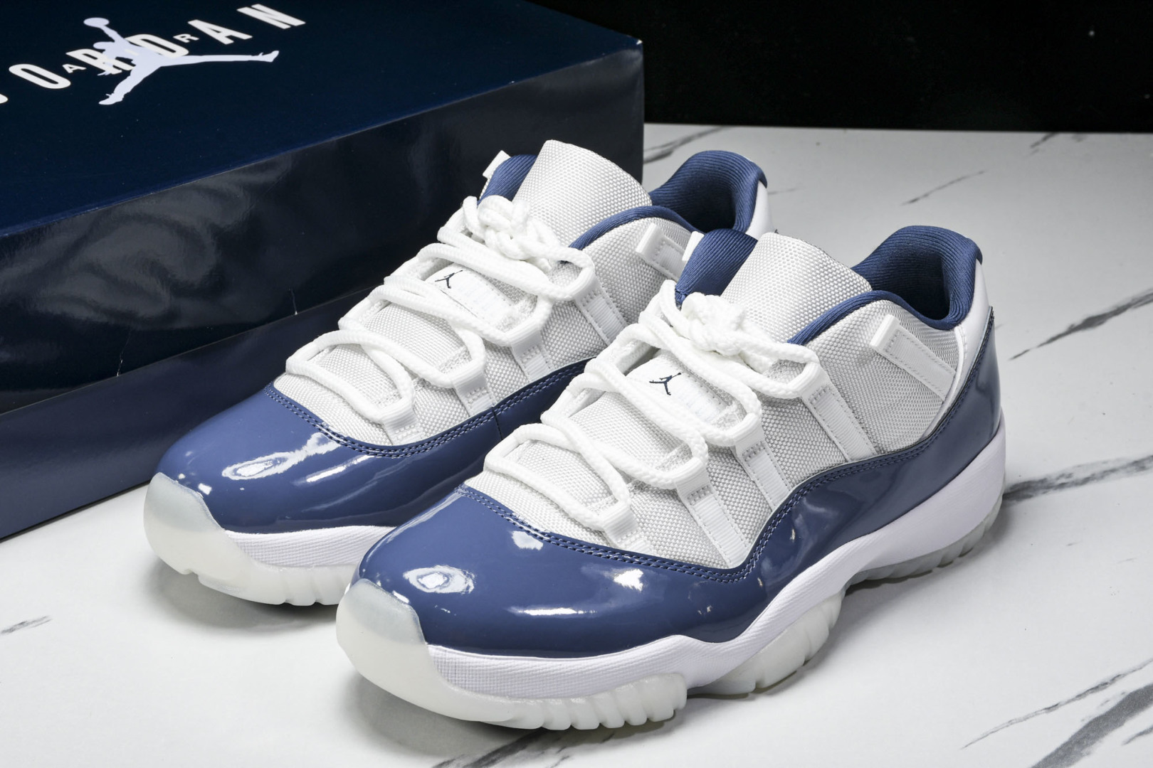 AJ11白蓝 尺码40-48.5

纯原版出品-Air Jordan 11 Low“Diffused B