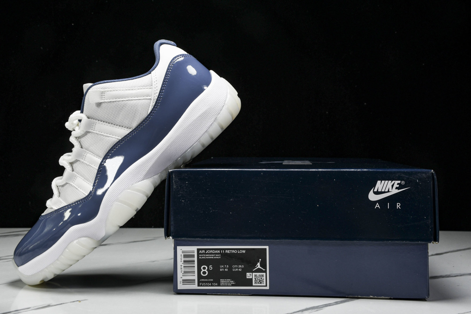 AJ11白蓝 尺码40-48.5

纯原版出品-Air Jordan 11 Low“Diffused B