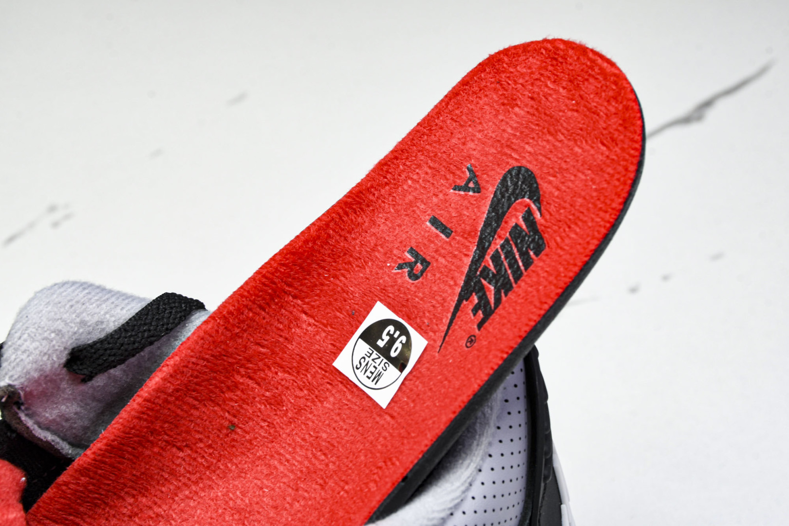 AJ3 尺码40-48.5

纯原版出品-Air Jordan 3 Retro OG Black Cem