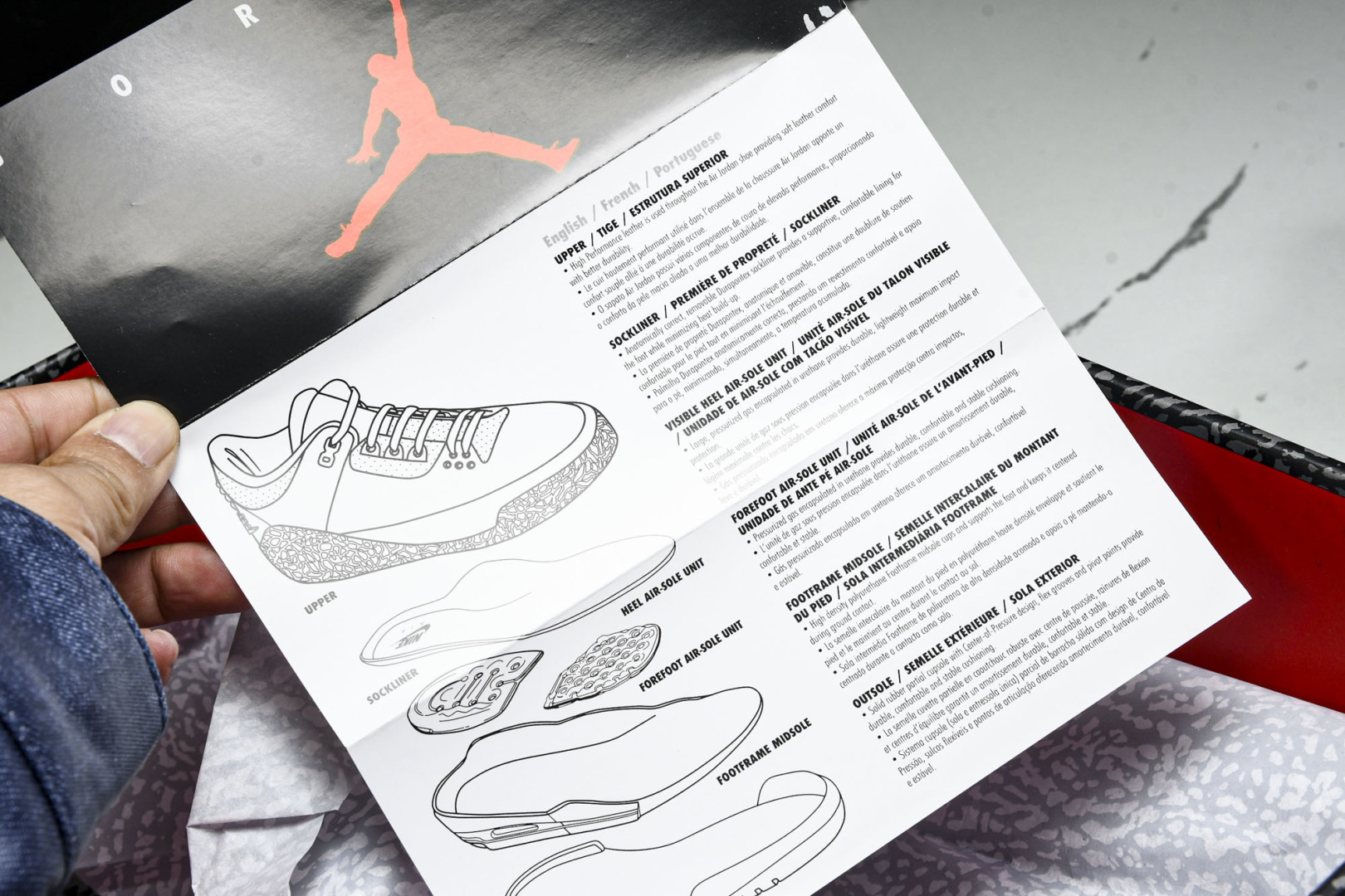 AJ3 尺码40-48.5

纯原版出品-Air Jordan 3 Retro OG Black Cem
