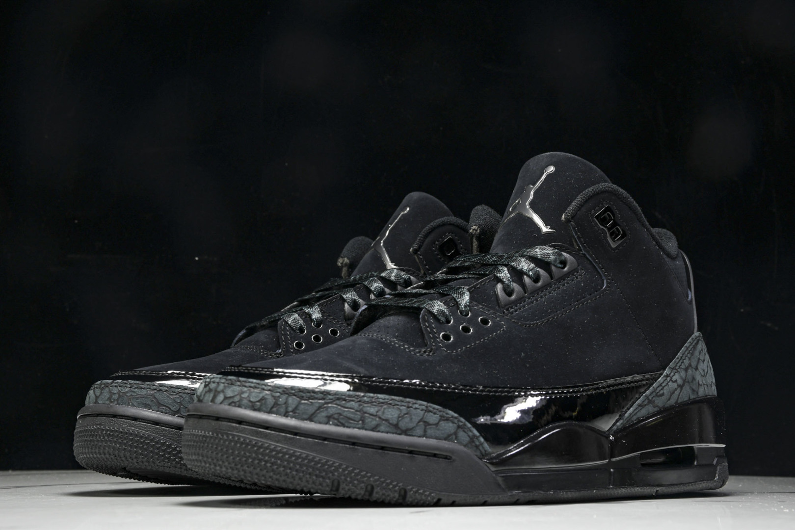 AJ3黑猫 尺码40.5-47.5

纯原版出品-Air Jordan 3 Retro Black Ca
