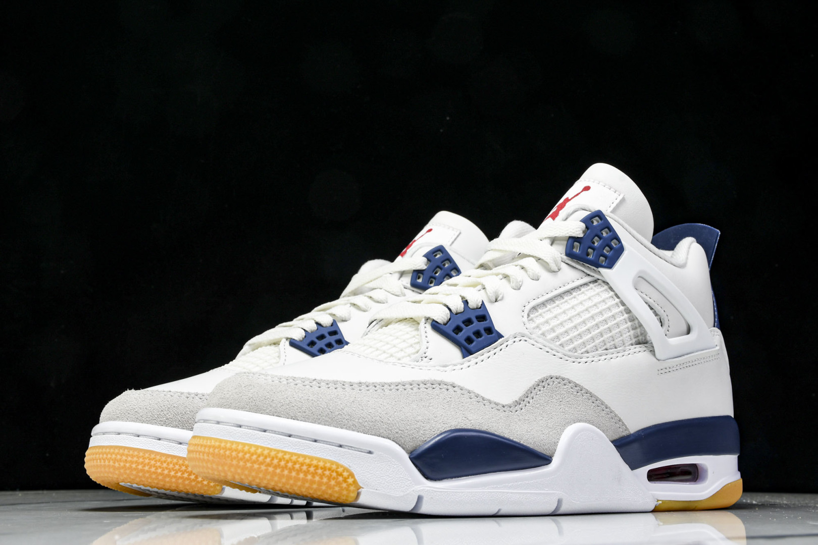 AJ4 尺码40-48.5

纯原版出品-Air Jordan 4 Retro SB Navy 海军蓝 